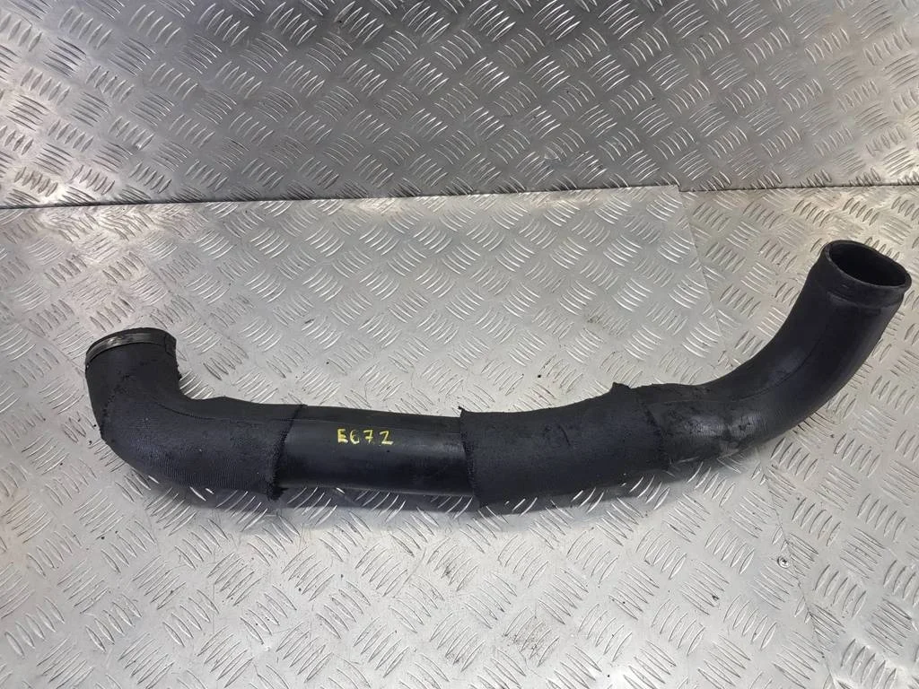 Патрубок интеркулера LAND ROVER DISCOVERY III (20