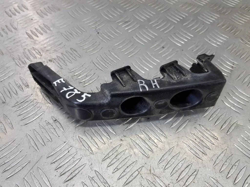 Кронштейн бампера задний CHEVROLET  ORLANDO I (20