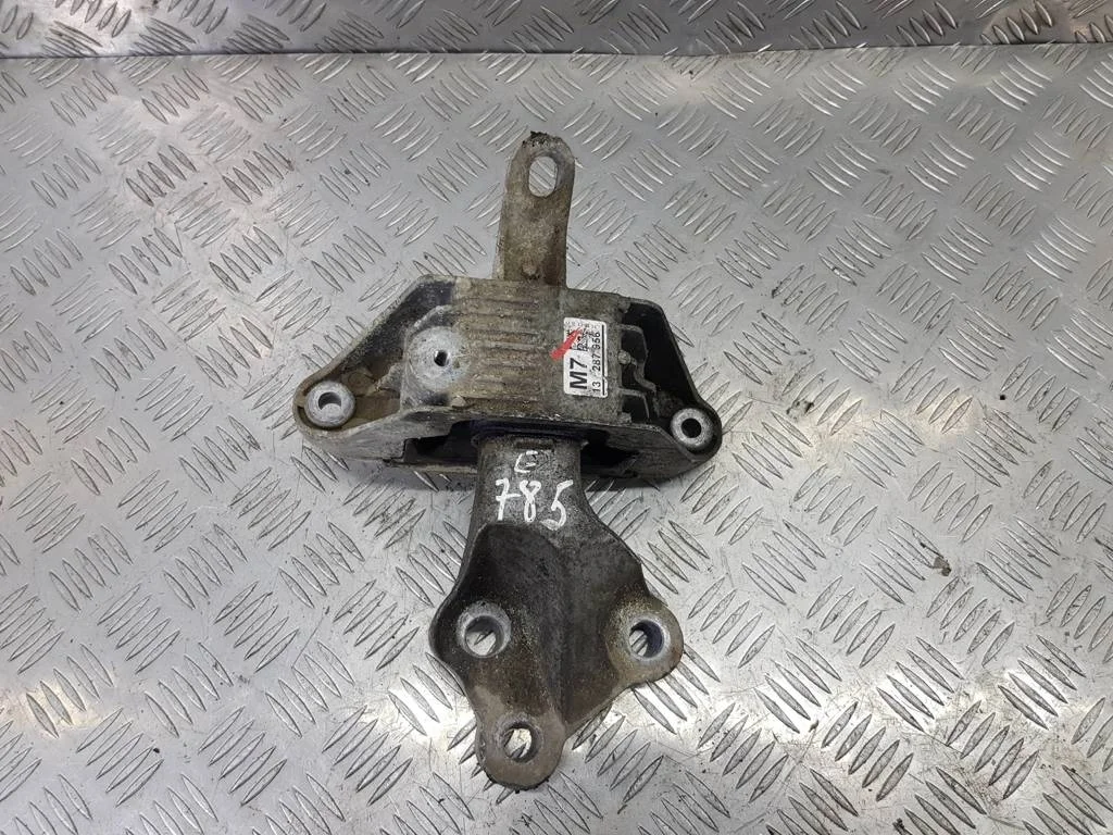 Подушка двигателя (Опора ДВС) CHEVROLET  ORLANDO