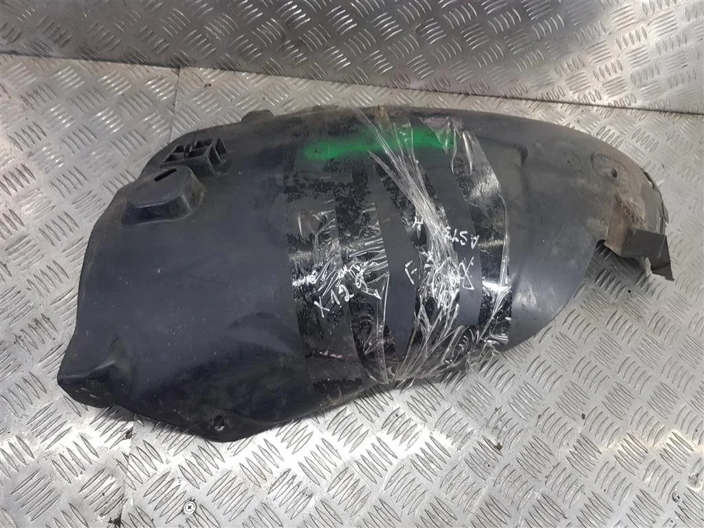 Подкрылок передний левый Opel ASTRA H (2004—2007)