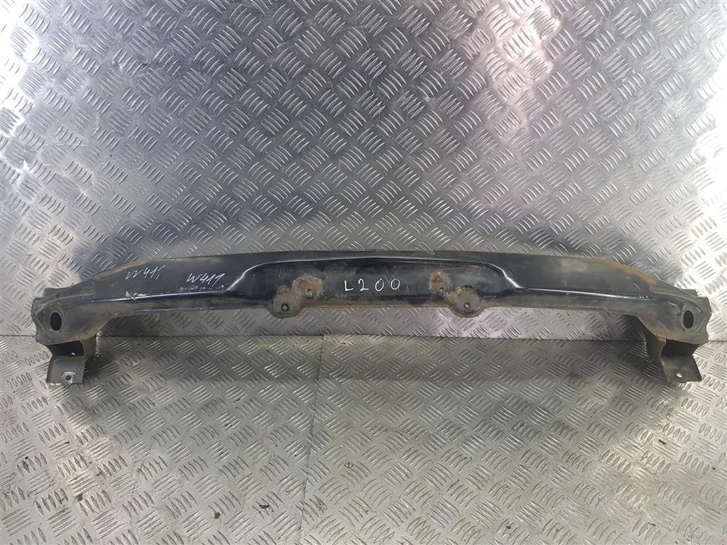 Усилитель бампера передний MITSUBISHI L200 IV (20