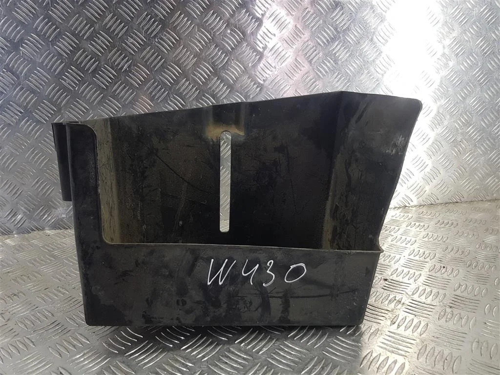 Подставка под Аккумулятор MITSUBISHI L200 IV (200