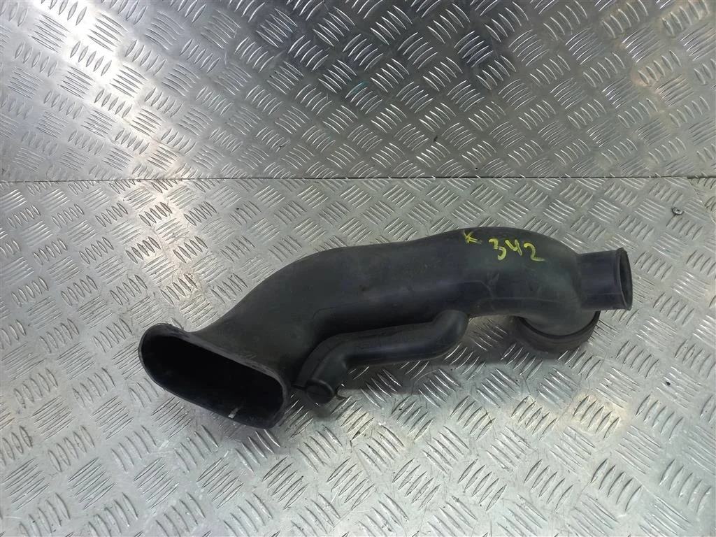 Воздухозаборник SUZUKI Grand Vitara II (2005—2008)