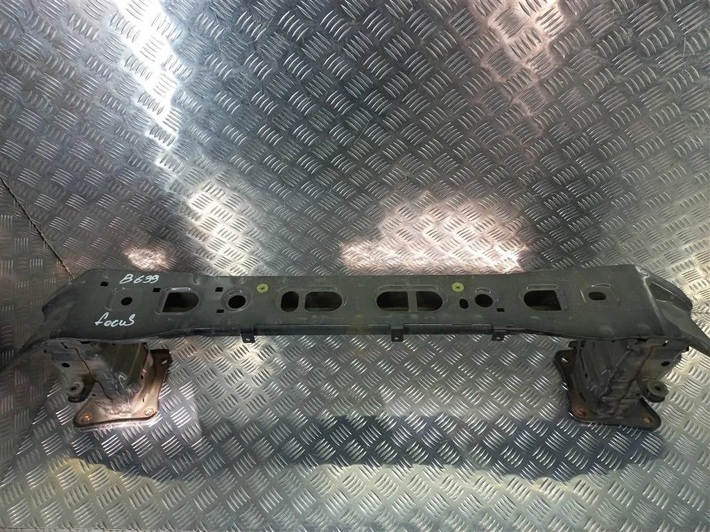 Усилитель бампера передний FORD Focus III рестайл