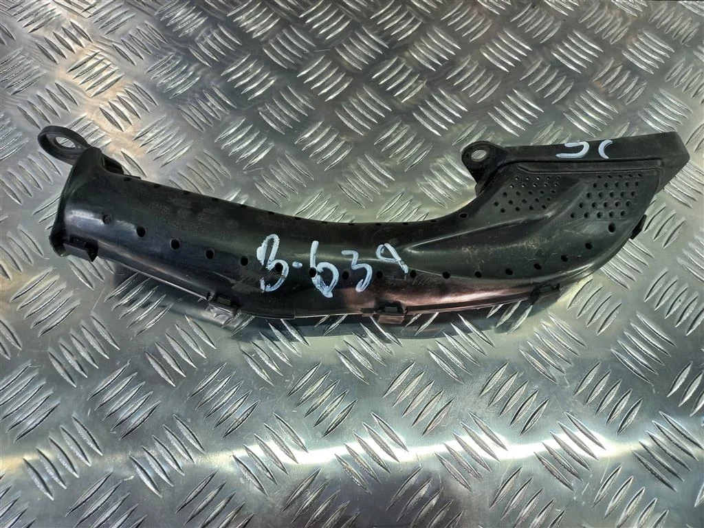 Патрубок воздушного фильтра FORD Focus III рестай