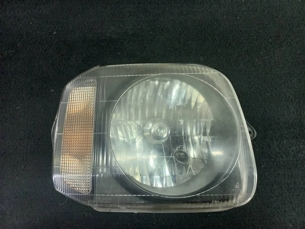 Фара передняя правая SUZUKI JIMNY III рестайлинг