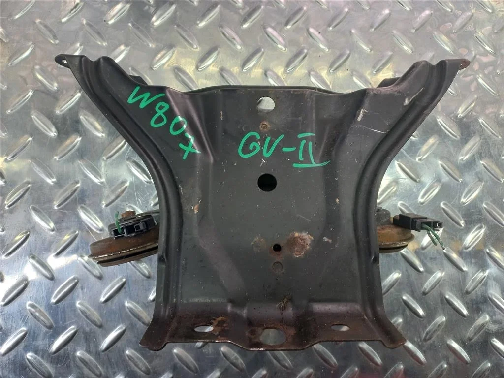 Кронштейн замка капота SUZUKI Grand Vitara II (20