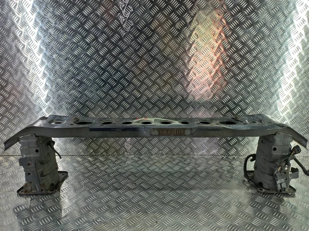 Усилитель бампера передний FORD Focus III (2011—2