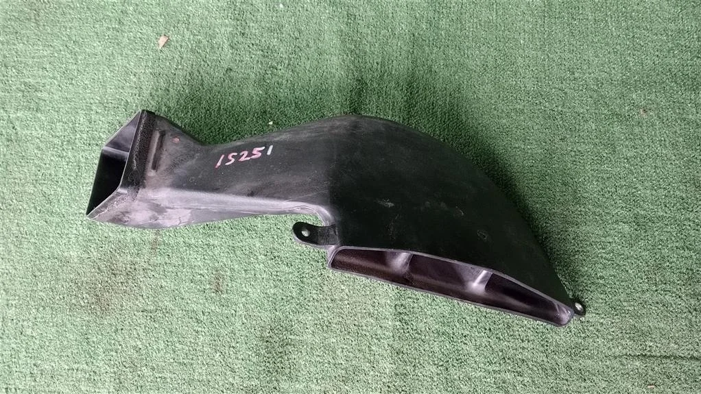 Б.у. воздухозаборник LEXUS IS250 GSE20 LEXUS IS250 GSE20