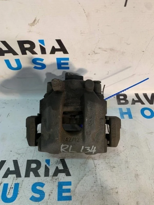 Суппорт задний левый BMW X5 2006 34216768443 E53 M54B30