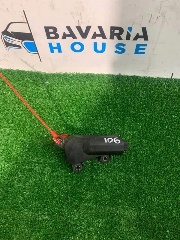 Механизм изменения длины впускного коллектора BMW 3 2002 11617511383 E46 N42B20