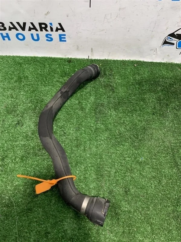 Патрубок радиатора Audi A4 Allroad 2011 8K0121101M B8 CDN