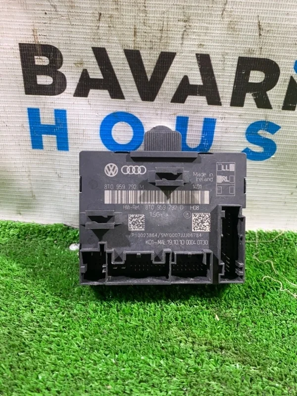 Блок управления дверьми Audi A4 2011 8T0959793M B8 CDN, передний левый