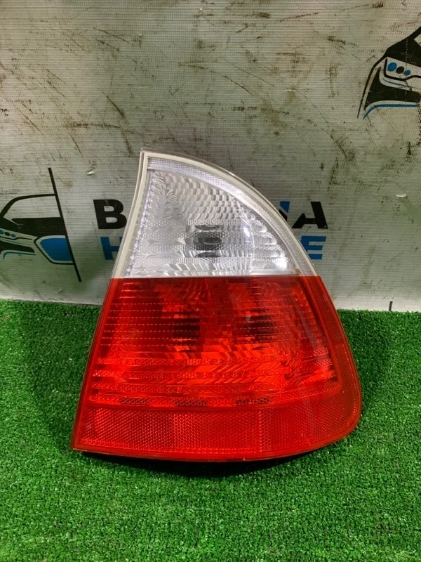 Фонарь задний правый BMW 3 2003 63216900474 E46 M54B25