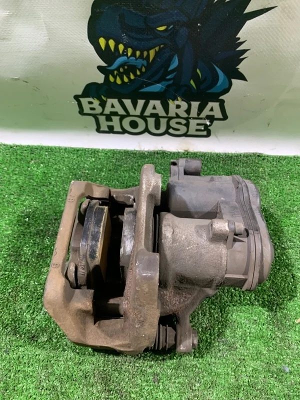 Суппорт задний правый BMW 5 2012 34216793042 F10 N20B20B