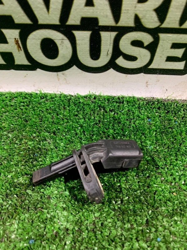 Датчик ABS задний левый volkswagen Tiguan 2008 7H0927803 5N1 CAW