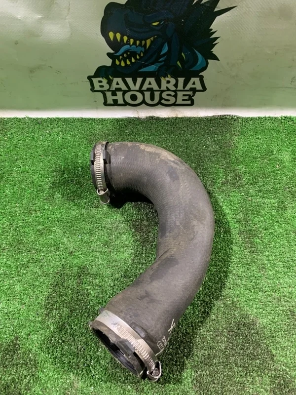 Патрубок интеркулера Audi A4 2010 8K0145709H B8 CDN