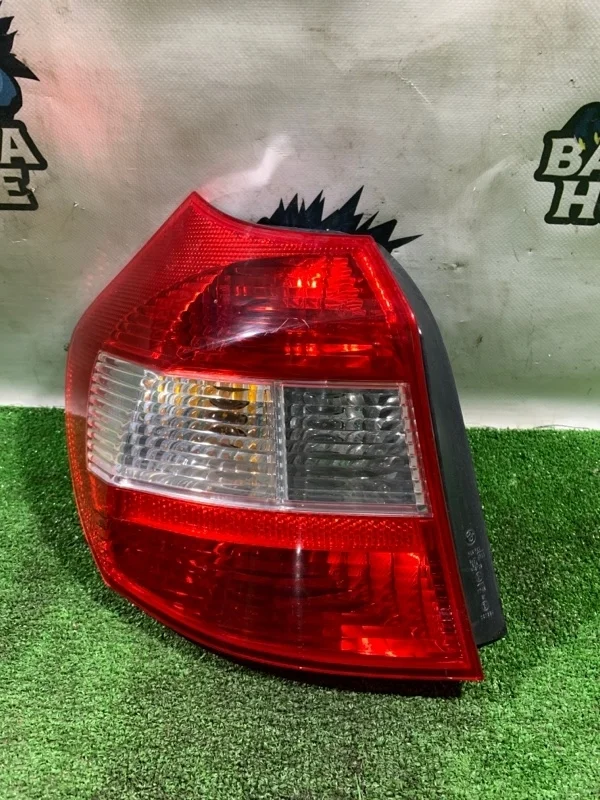 Фонарь задний левый BMW 1 2006 63216924501 E87 N52B30AF