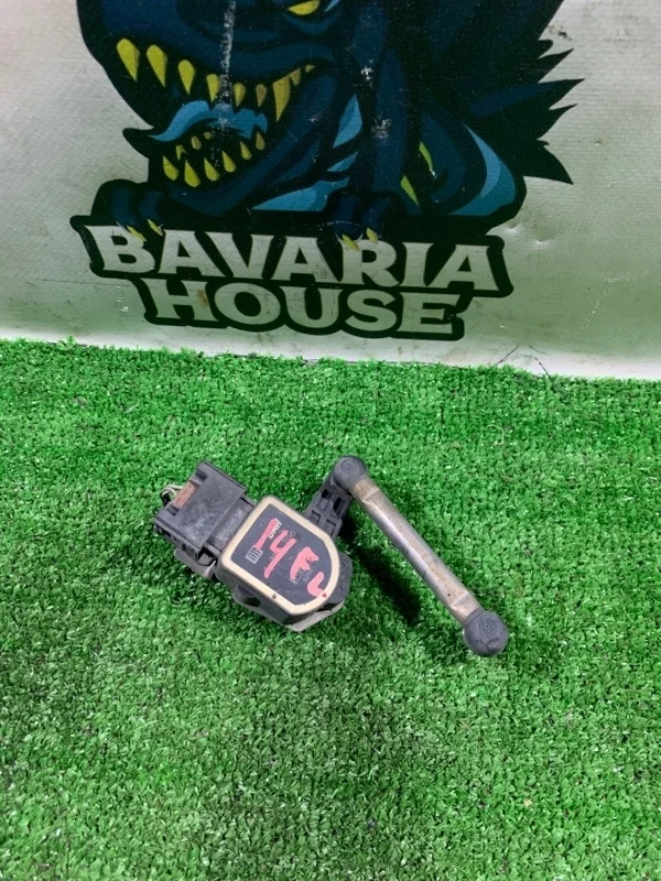 Датчик высоты дорожного просвета BMW X5 2009 37146853754 E70 N52B30AF, передний левый