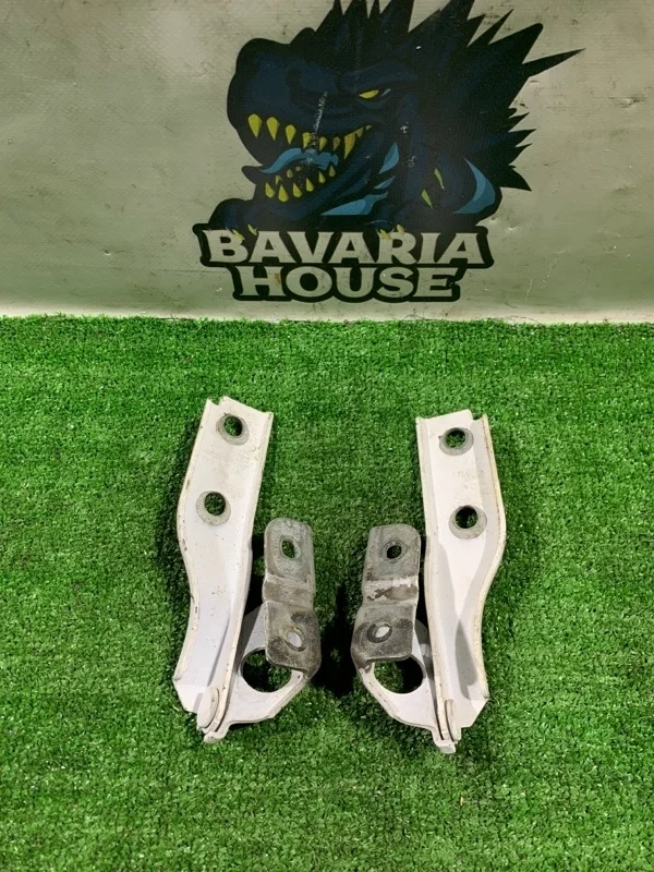 Петли капота Audi A3 2008 8P0823301B 8P CCZ