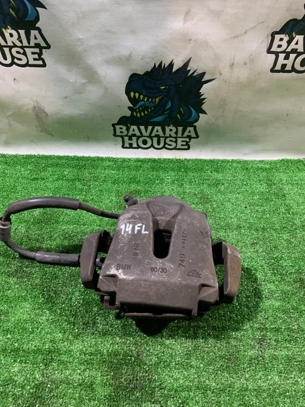 Суппорт передний левый BMW X5 2009 34116776783 E70 N52B30AF