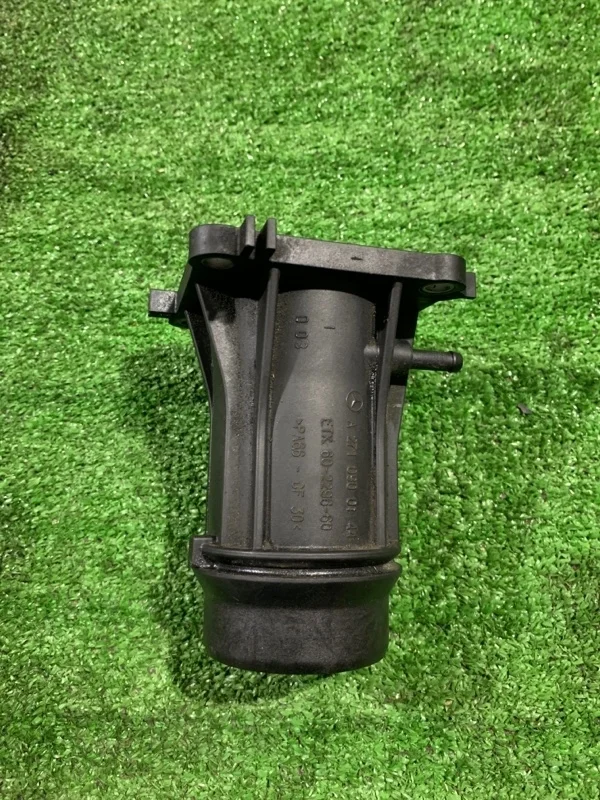 Фланец Mercedes-Benz E-Class 2011 A2710900144 W212 271860