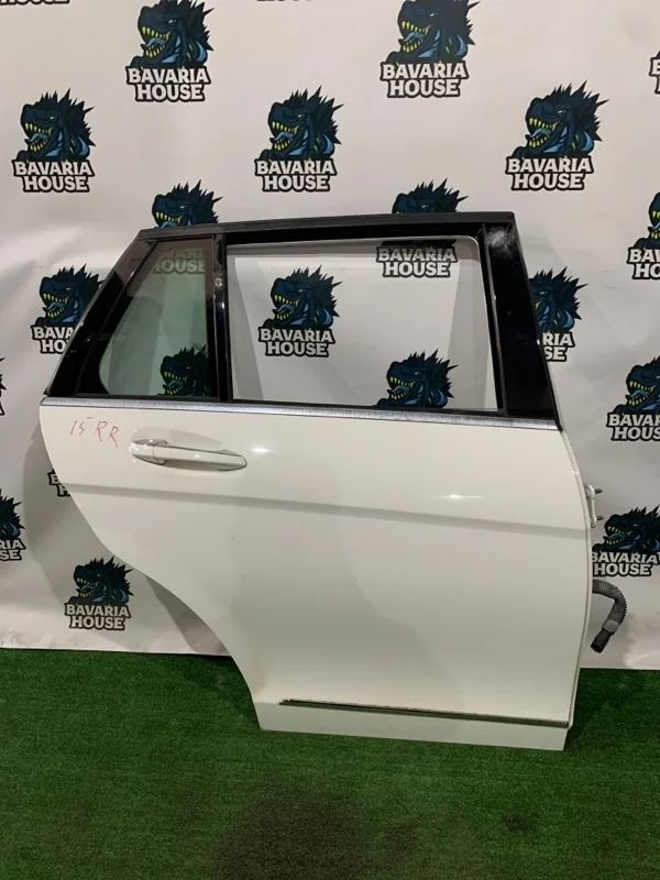 Дверь задняя правая Mercedes-Benz C-class 2012 A2047302400 W204 271860