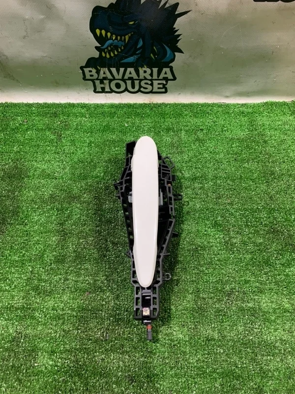 Ручка двери передняя левая BMW 3 2013 51217242567 F30 N47D20C