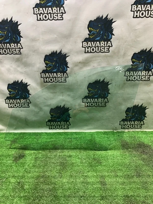 Стекло двери передней левой BMW 3 2013 51337259825 F30 N47D20C