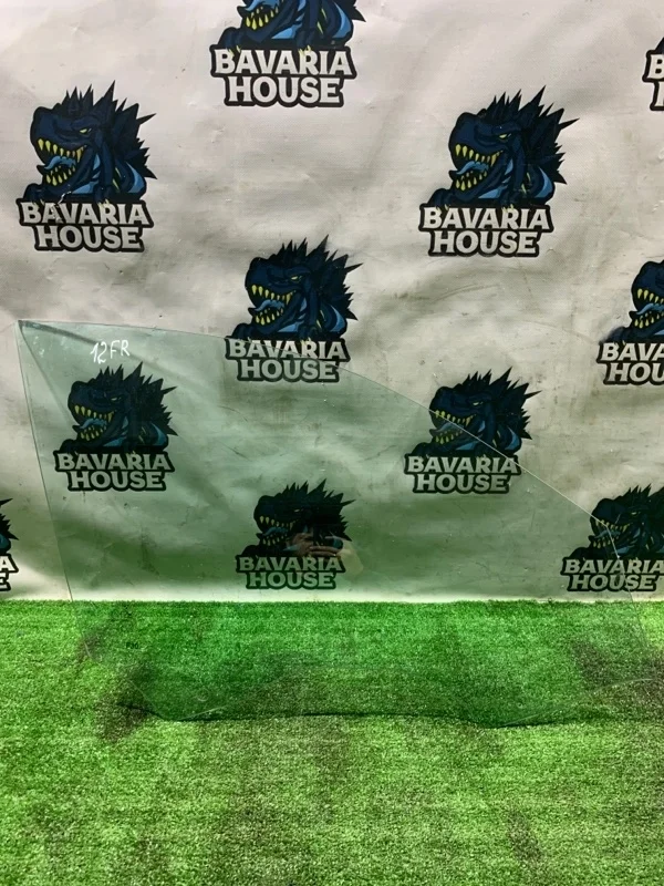 Стекло двери передней правой BMW 3 2012 51337259826 F30 N20B20B