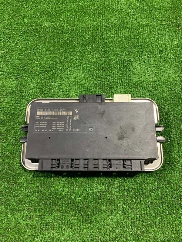 Блок управления светом BMW 5 2012 61356992947 F11 N52B30AF