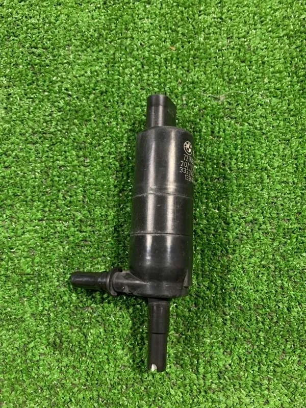 Насос омывателя фар BMW 5 2012 67637217792 F11 N52B30AF