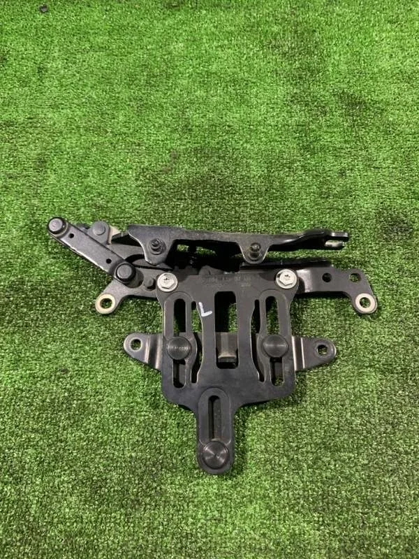 Петля капота левая BMW 5 2009 41617229635 F07 N63B44A