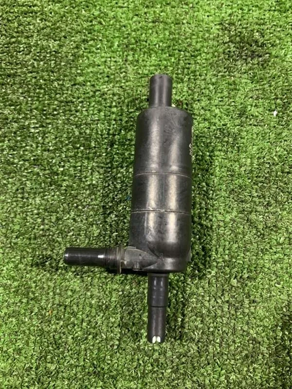 Насос омывателя фар BMW 5 2009 67637217792 F07 N63B44A