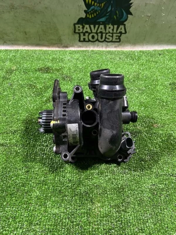Насос водяной (помпа) Audi A4 2014 06H121026DR B8 CDN
