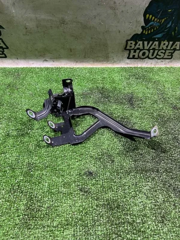 Кронштейн крыла BMW 5 2011 41357207209 F11 N20B20B, левый