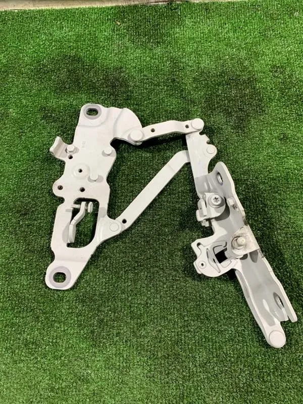 Петля капота левая BMW 5 2011 41007270883 F11 N20B20B