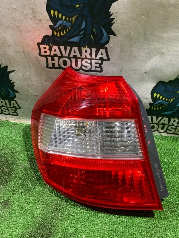 Фонарь задний левый BMW 1 2006 63216924501 E87 N52B30AF