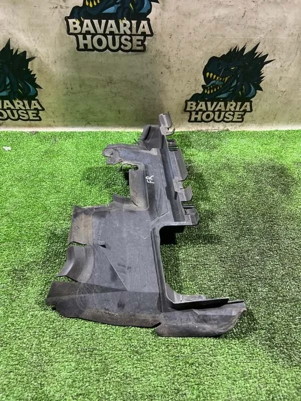 Воздуховод радиатора правый Audi A4 2008 8K0121284G B8 CDH