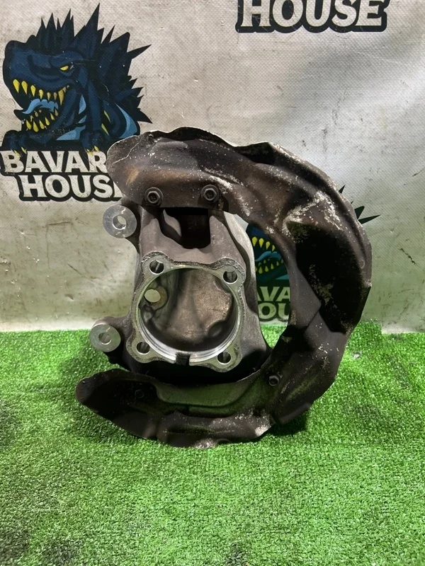 Кулак передний правый BMW 1 2011 31216792286 F20 N13B16A