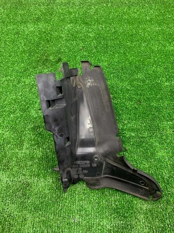 Воздуховод радиатора левый Volvo XC60 2013 31294172 B4204T7