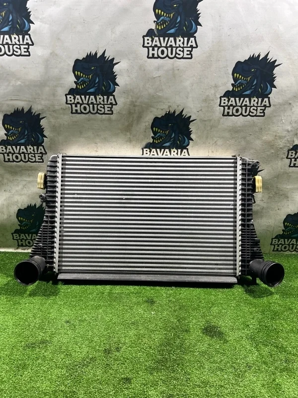 Интеркулер volkswagen Passat 2008 3C0145805R B6 BZB