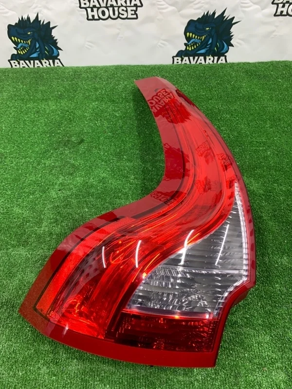 Фонарь задний левый Volvo XC60 2013 31323034 B4204T7