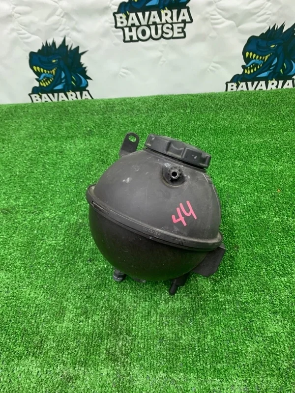 Бачок расширительный BMW X3 2012 17138616418 F25 N20B20A