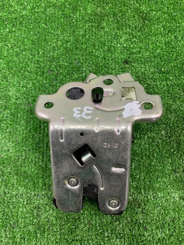 Замок багажника Audi a6 allroad 2012 8K9827505A C7 CGW