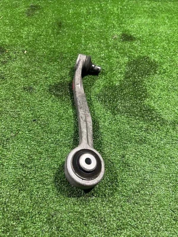 Рычаг передний Audi a6 allroad 2012 8K0407509M C7 CGW, левый