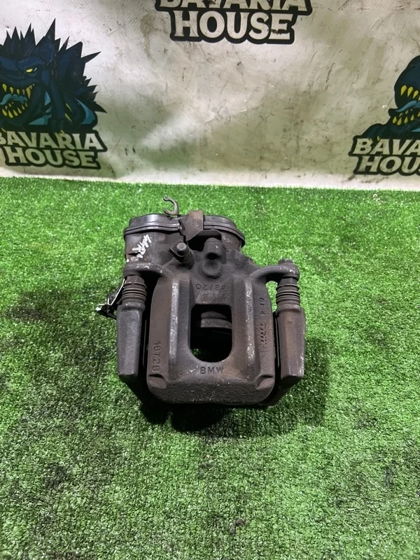 Суппорт задний правый BMW X3 2012 34216791018 F25 N20B20A