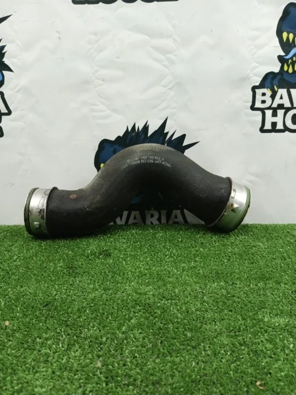 Патрубок интеркулера Audi A3 2008 1K0145832J 8P CCZ