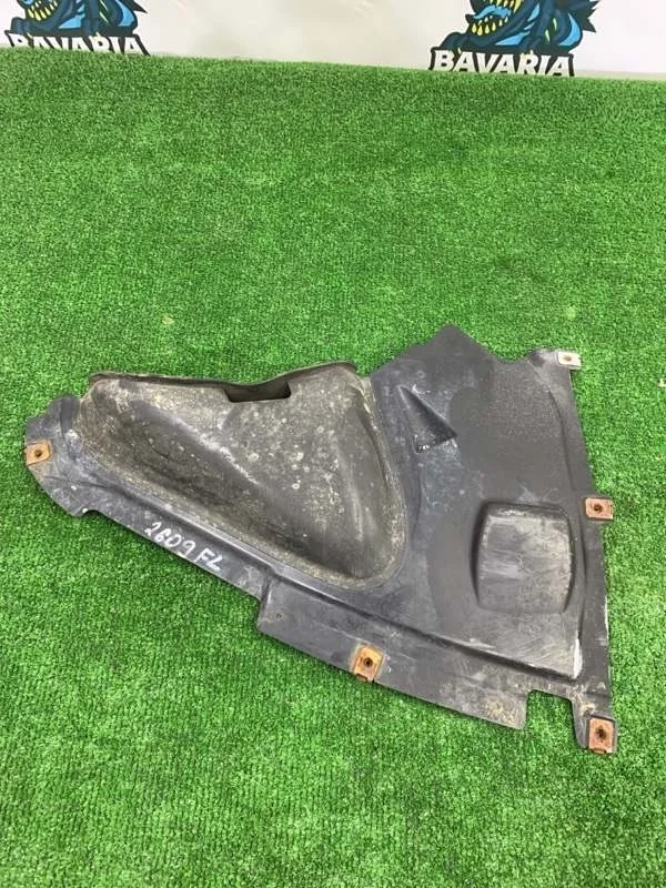 Подкрылок передний левый BMW 3 2013 51717260739 F30 N47D20C