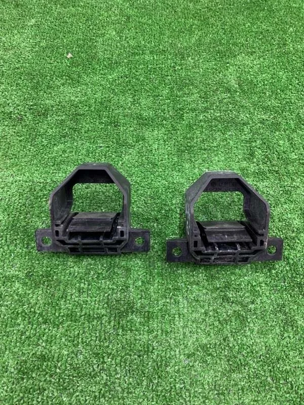 Кронштейн радиатора BMW 3 2010 17117591647 E91 N53B30A